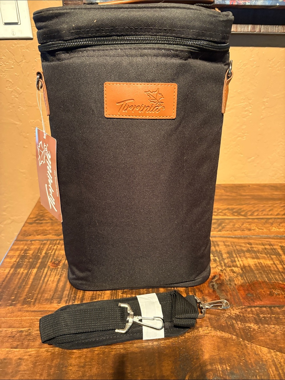Tirrinia NWT Insulated Wine Cooler Bag